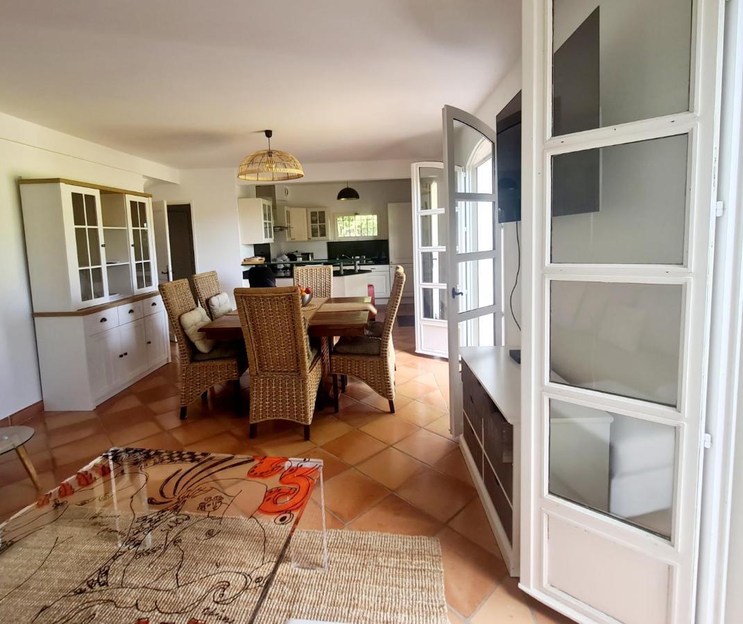 Superbe Villa-Domaine Avec Golf Piscine Et Tennis Сен-Сир-сюр-Мер Экстерьер фото