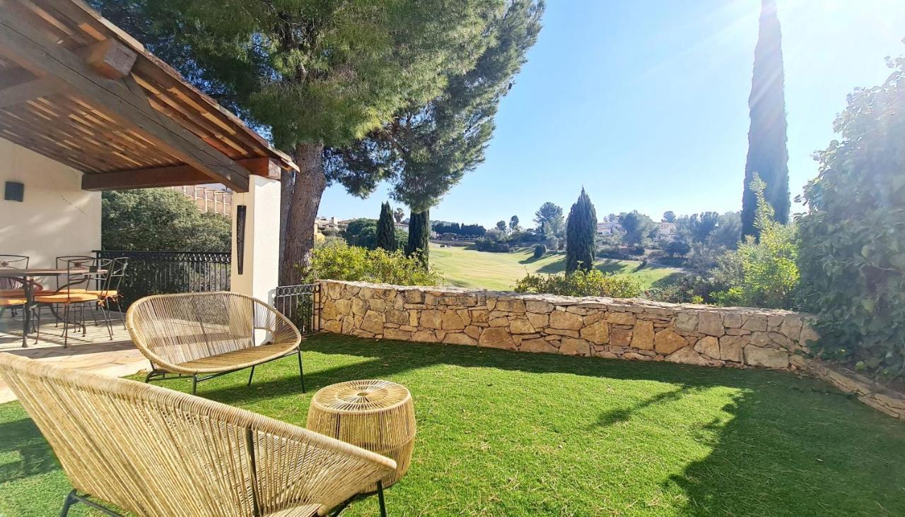 Superbe Villa-Domaine Avec Golf Piscine Et Tennis Сен-Сир-сюр-Мер Экстерьер фото