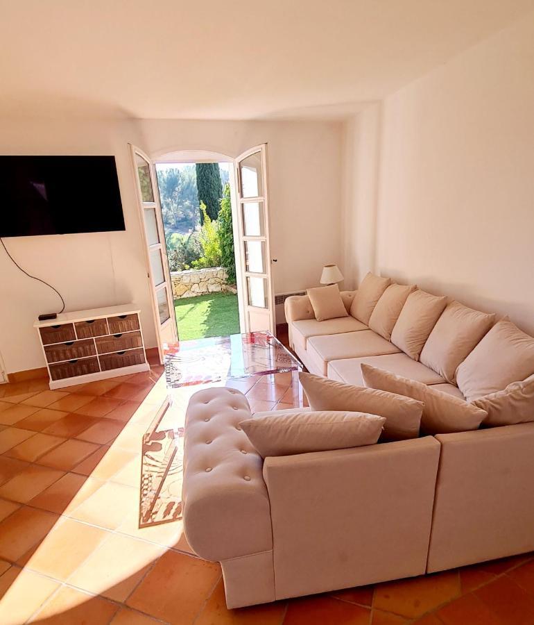 Superbe Villa-Domaine Avec Golf Piscine Et Tennis Сен-Сир-сюр-Мер Экстерьер фото